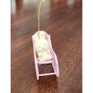 Vtg‎ Avon Fluffy Bunny Rabbit in Pink Rocking Chair Ornament Charm
